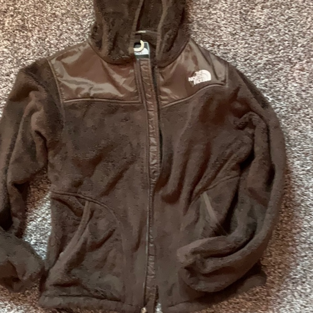 Women’s brown osito jacket with hood.